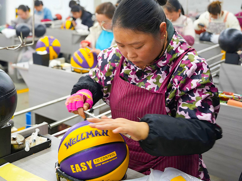Paggawa ng basketball